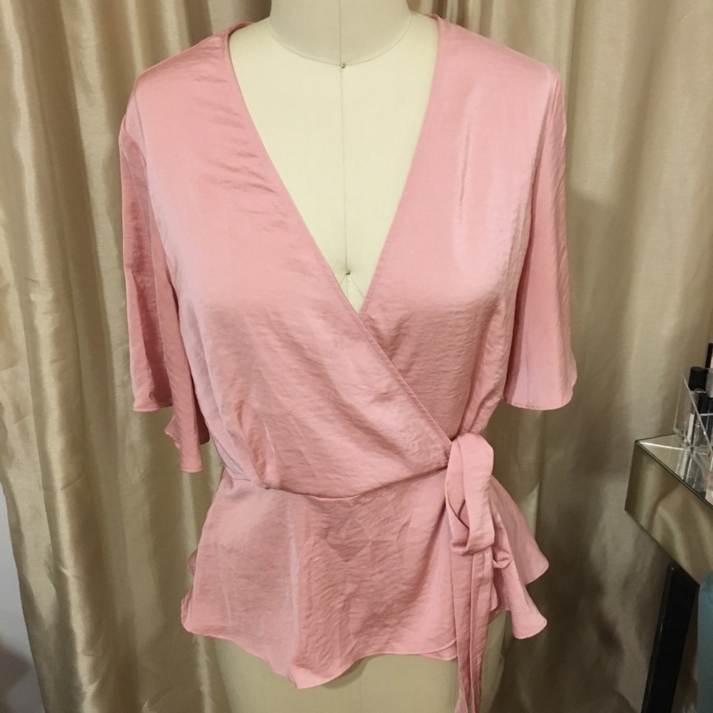 *DONATING TODAY 1/5/19* Pink satin wrap peplum top